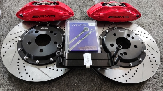 Bộ dụng cụ kẹp phanh ô tô 4 piston Kích thước vành R17 Phù hợp với Benz GLA W117 / Brembo F50